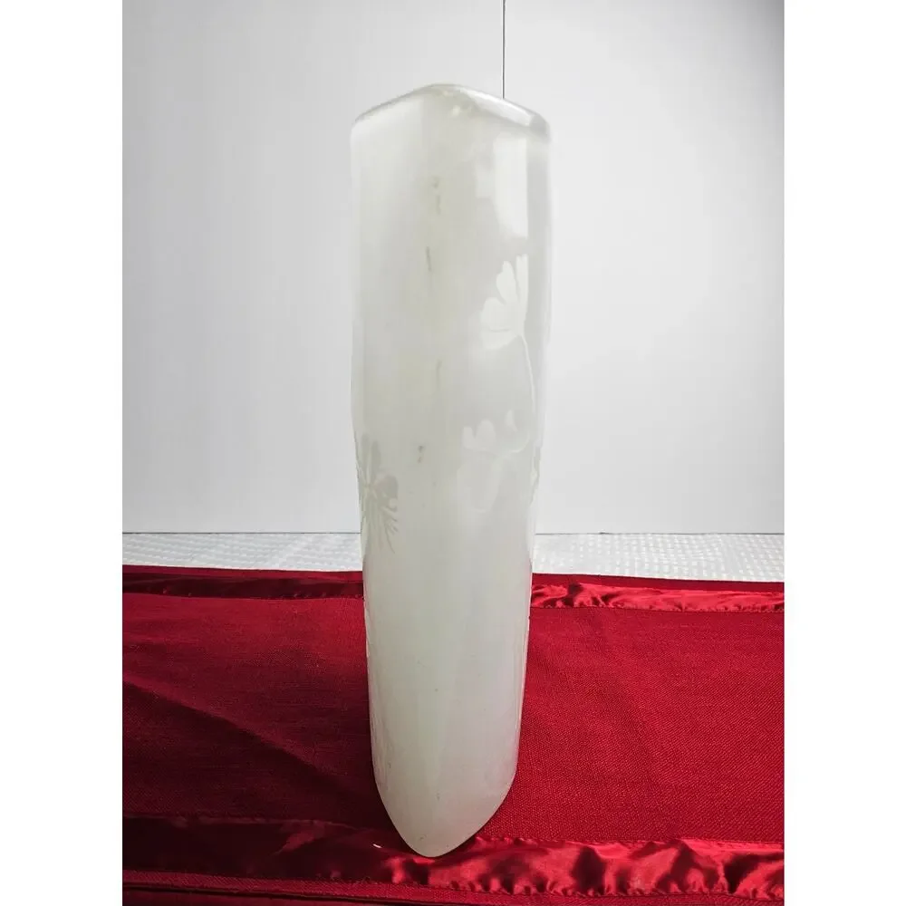 Vintage‎ clear glass soft white floral etched vase.